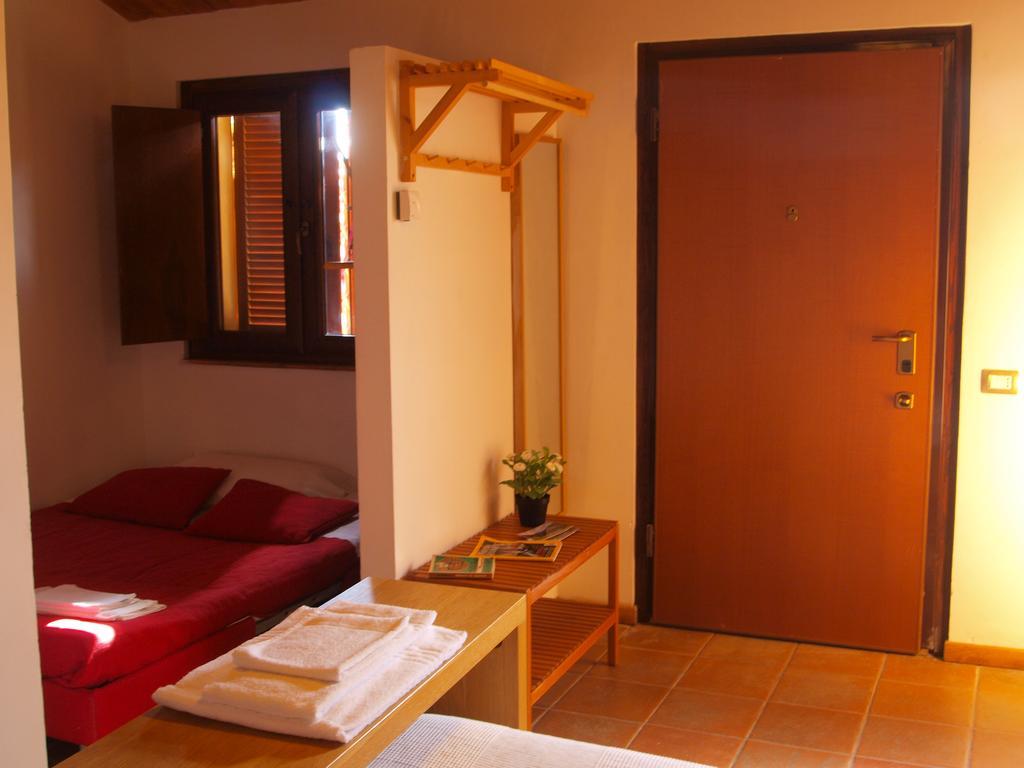 Agriturismo Becerca Vegan Serra San Quirico 外观 照片